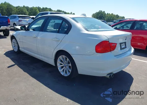 2011 BMW 328I из США, поврежденный, VIN WBAPH5G58BNM72889